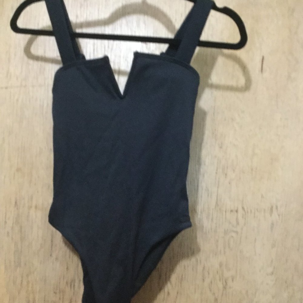 New without tags Roxy swimsuit black size XS